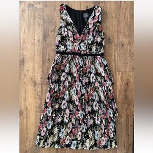 Adrianna Papell Garden floral black Pleated Tiered Dress summer wedding size 6